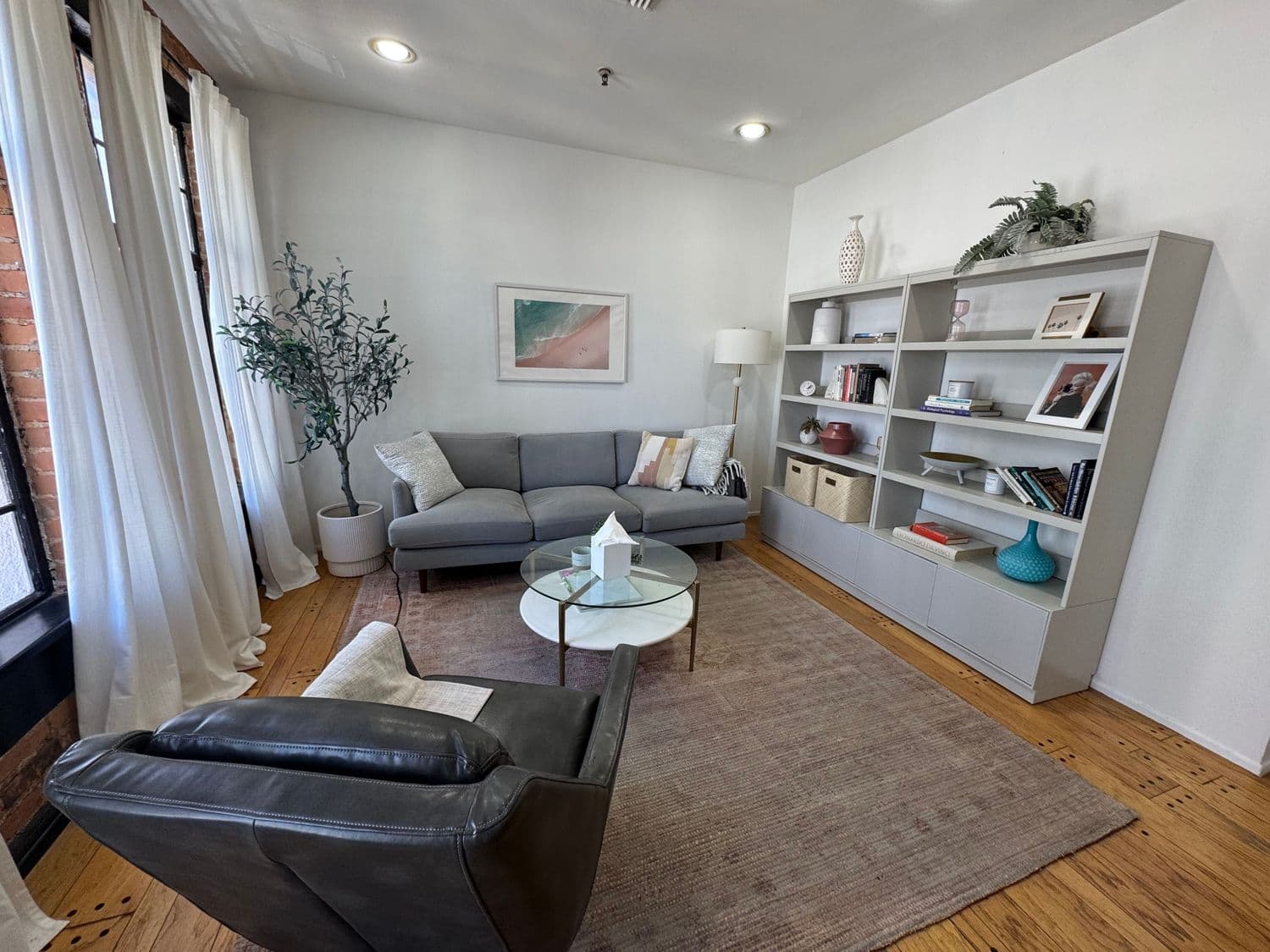 Santa Monica therapy office - comfortable and private environment